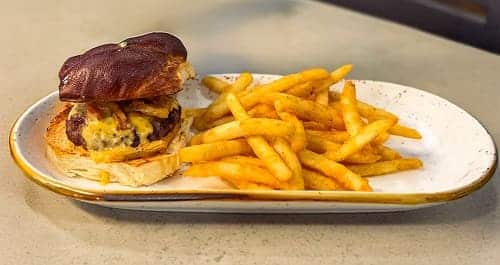 BREWHOUSE BURGER