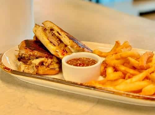 PULLED PORK GRILLED CHEESE